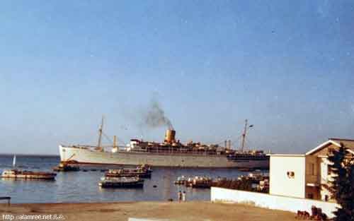 سفينة الركاب ستراثمور في عدن ستينيات القرن الماضي